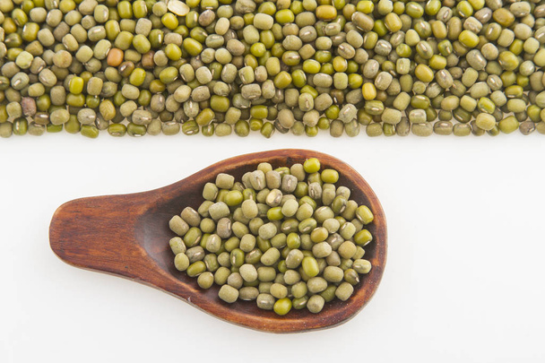 栄養価の高い緑豆 - 写真・画像