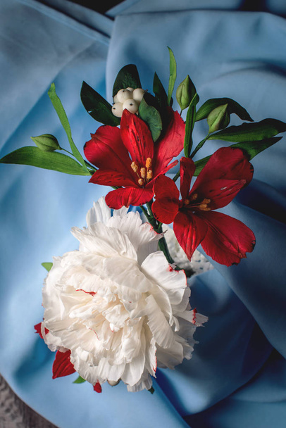 kaunis kukkakimppu Ruusut mastiksi, hyviä kukkia valmistettu sokerista
 - Valokuva, kuva