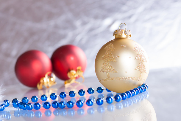 Christmas balls on abstract background - Foto, Imagen