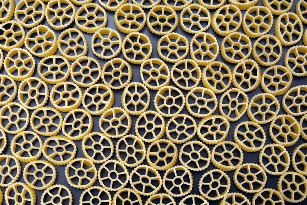 raw dry vermicelli pasta closeup - 写真・画像