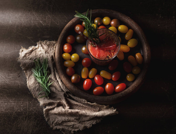 Tomato juice with rosemary - Fotó, kép