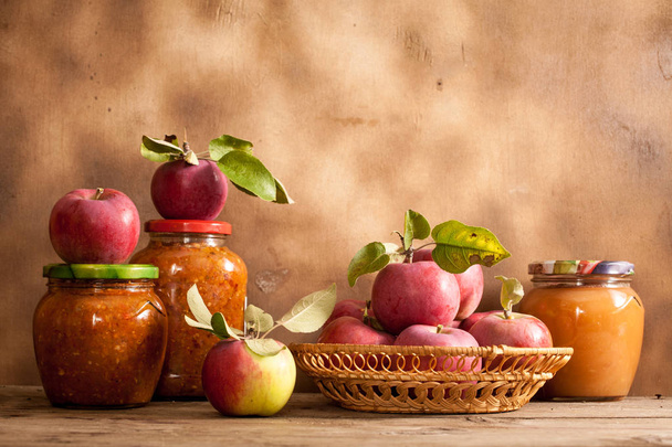 Apples and apple jam - Foto, Imagem