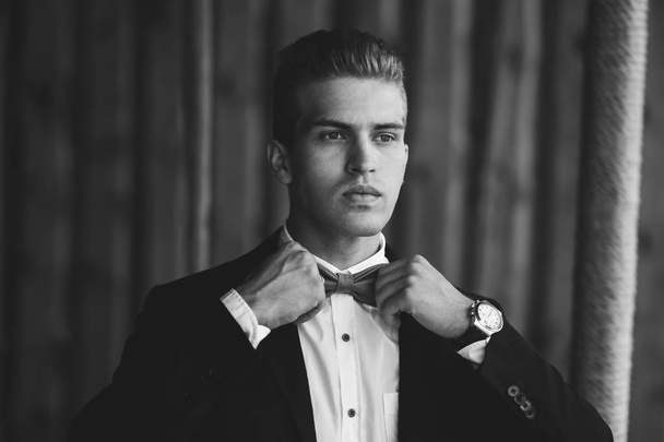 handsome groom wearing bow-tie - Photo, Image
