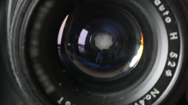 Lâmina do obturador da câmera do diafragma
 - Filmagem, Vídeo