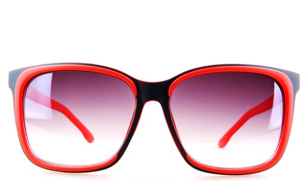 Розовые солнцезащитные очки
 - Фото, изображение