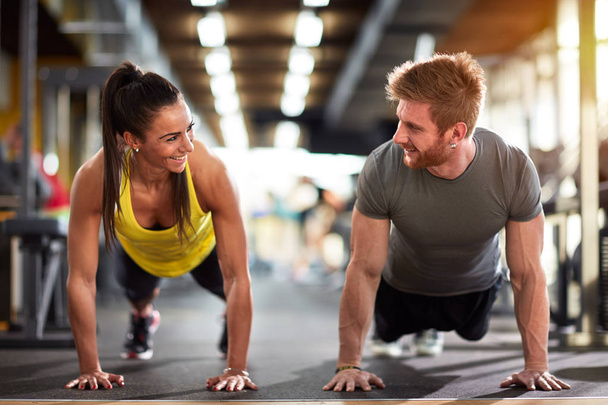  couple Fitness training - Foto, immagini