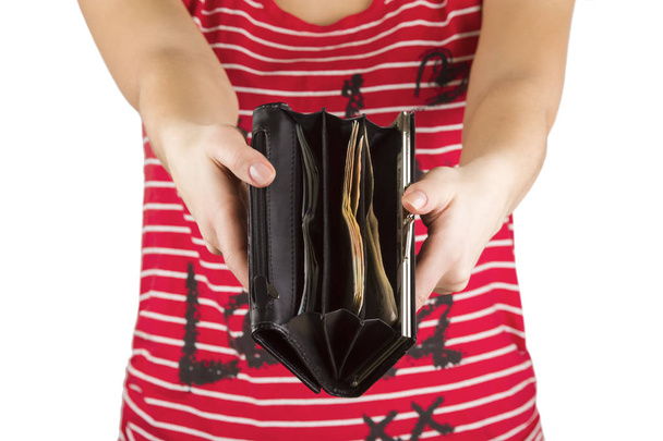 bolsa con dinero en las manos de las mujeres, gastando dinero
 - Foto, imagen