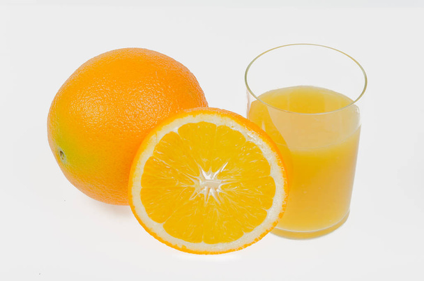 portakal ve meyve suyu  - Fotoğraf, Görsel