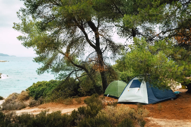 acampar en el desierto
 - Foto, imagen