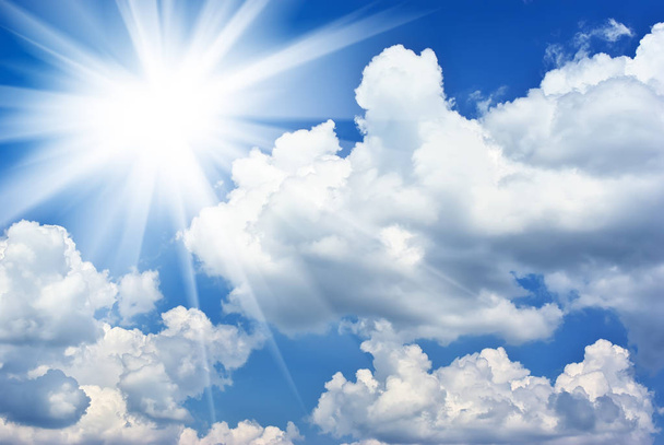 Cielo blu intenso giornata di sole
 - Foto, immagini