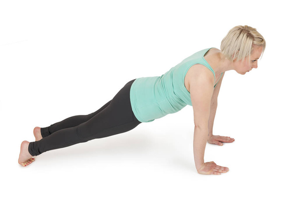 Yoga vrouw groen position_198 - Foto, afbeelding