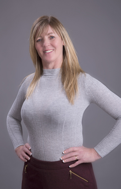 Prsatá žena nosí těsný svetr - Fotografie, Obrázek