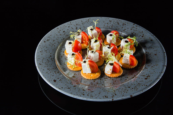 Canape with cheese and tomatoes - Photo, Image