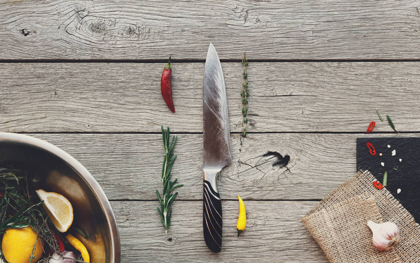 Cooking meat background, herbs and seasoning on wood - Fotoğraf, Görsel