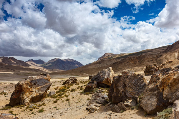 Berg des Pamirs - Foto, Bild