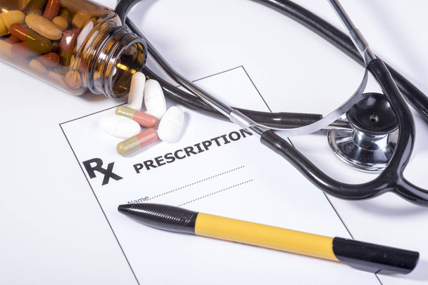 prescription for drugs against diseases - 写真・画像