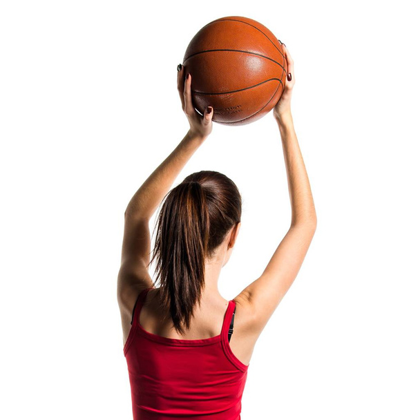 hübsche Sportlerin spielt Basketball - Foto, Bild