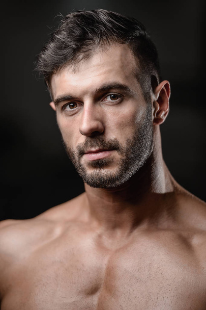 Handsome men face close up portrait in the gym - Photo, image
