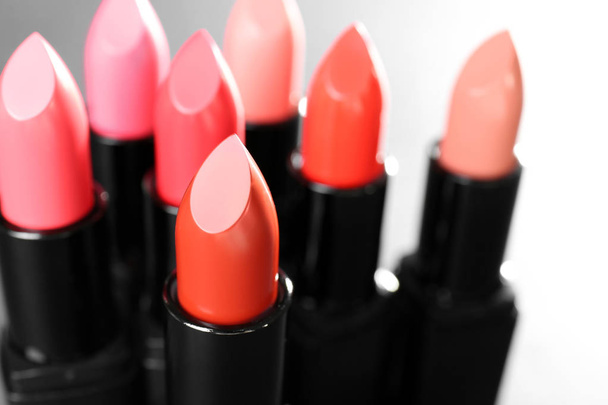 Lipsticks in different shades - Zdjęcie, obraz