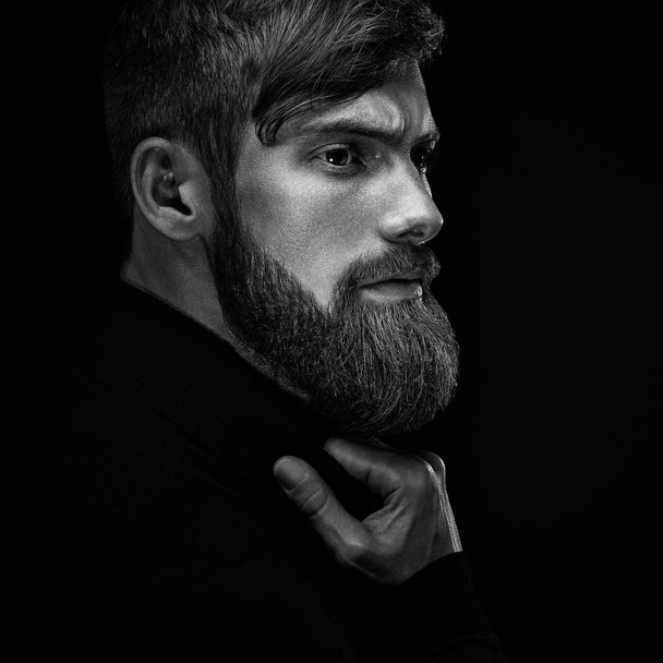Portrait of young bearded man - Фото, изображение