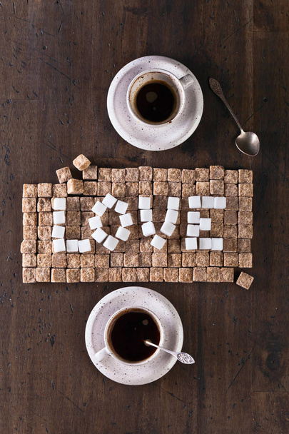 şeker ve bardak kahve kelime aşk - Fotoğraf, Görsel