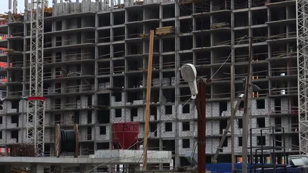Construction of multi-storey house. Construction site. - Materiaali, video
