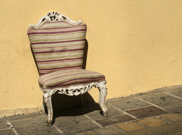 Old chair in baroque style - Fotoğraf, Görsel