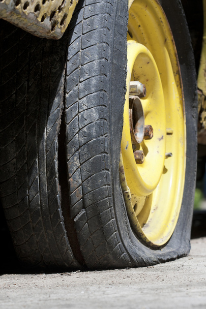 Flat tire - Photo, Image