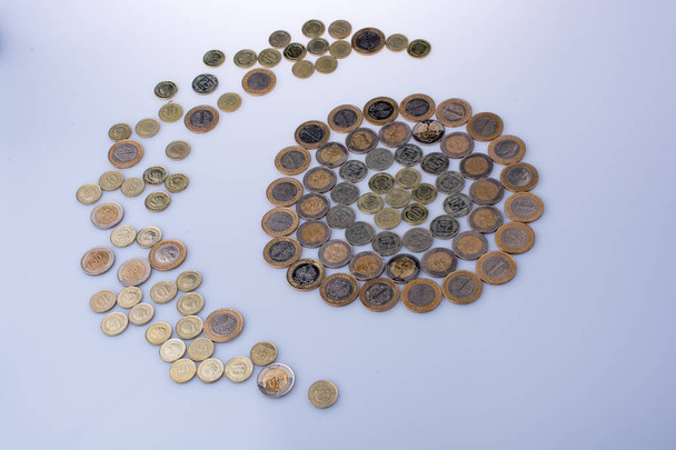 Турецька ліра монети форму Півмісяця круглі коло - Фото, зображення