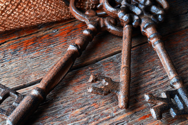 Antieke decoratieve sleutels - Foto, afbeelding