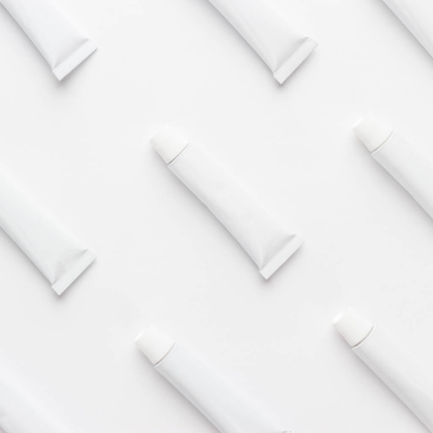 oil paint tubes on white background - Foto, immagini