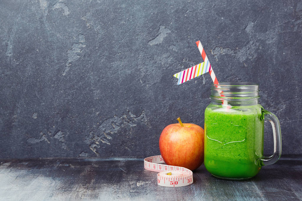 Green smoothie with apple - Photo, image