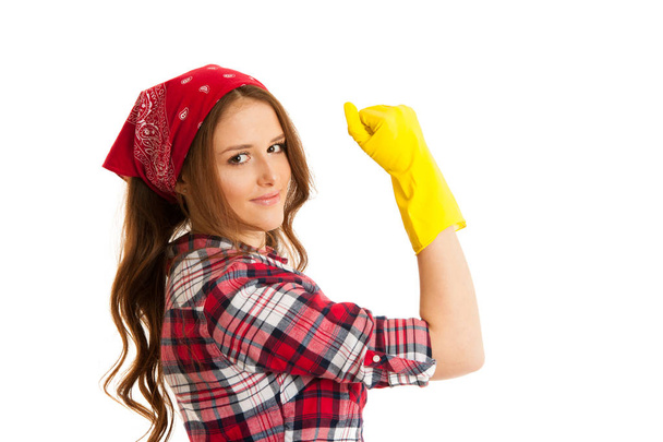 Femme avec des gants en caoutchouc jaune gestes nous pouvons le faire isolé
  - Photo, image