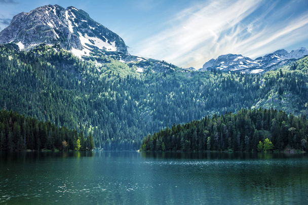 Природний ландшафт. Гірські озера, Чорногорія, Дурмітор  - Фото, зображення