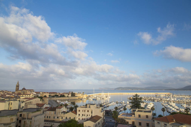Alghero dans le nord-ouest de la Sardaigne
 - Photo, image