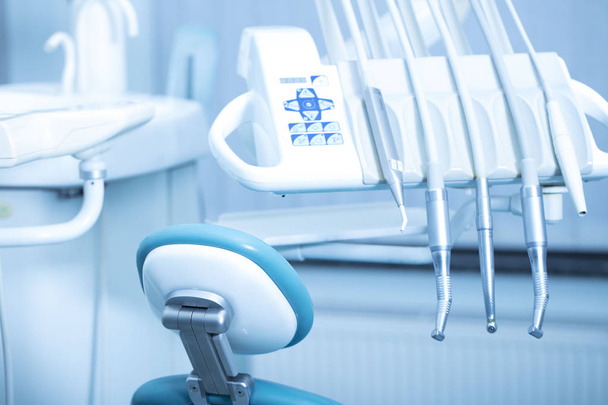 Koncepcja stomatologiczne, dentysta instrumentów - Zdjęcie, obraz