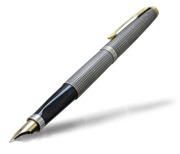 Κομψό επαγγελματικό επιχρυσωμένο πένα απομονωθεί σε λευκό φόντο. - Φωτογραφία, εικόνα