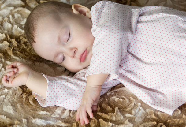 Portrait of a sleeping cute newborn baby - Fotoğraf, Görsel