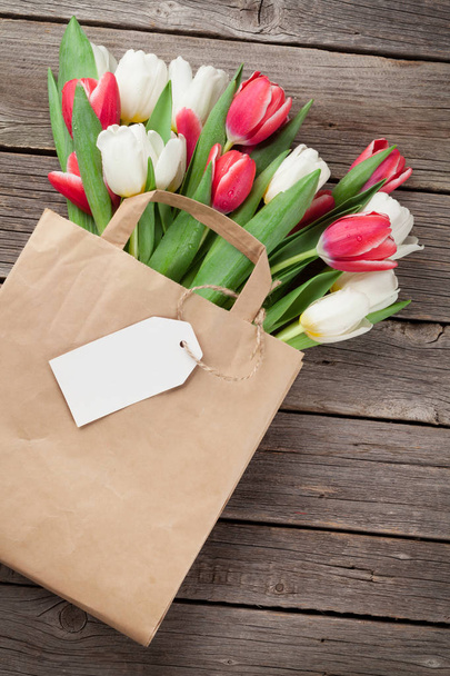 czerwono-białe tulipany - Zdjęcie, obraz