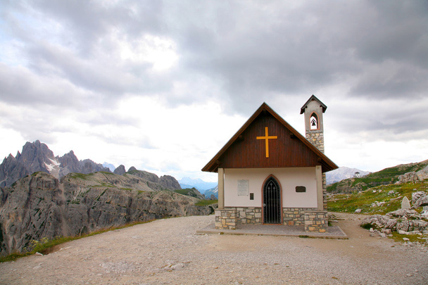 berg kerk Dolomieten, dolomiti - Italië - Foto, afbeelding