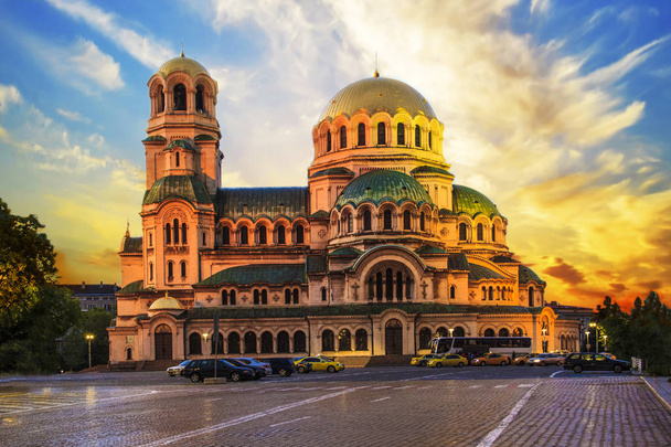ブルガリア、ソフィアのアレクサンドル ・ ネフスキー大聖堂の美しい景色 - 写真・画像