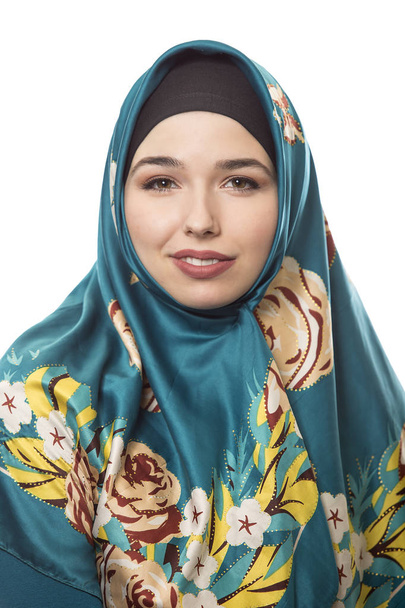 Female Wearing Hijab Isolated on a White Background - Foto, afbeelding