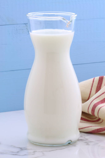 ретро стиль молока
 - Фото, зображення