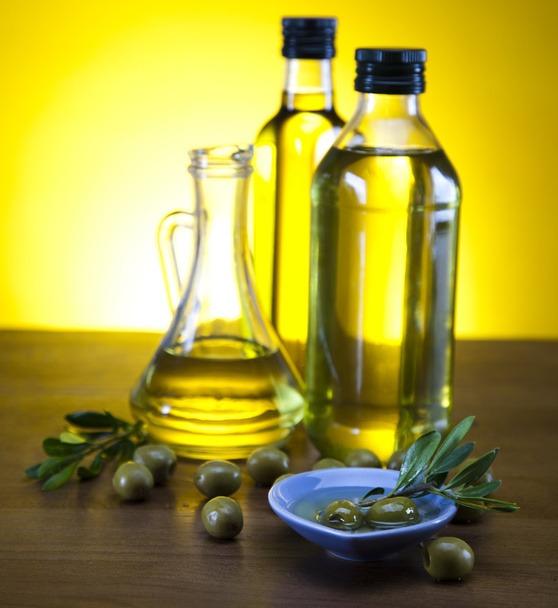 olivový olej láhve - Fotografie, Obrázek