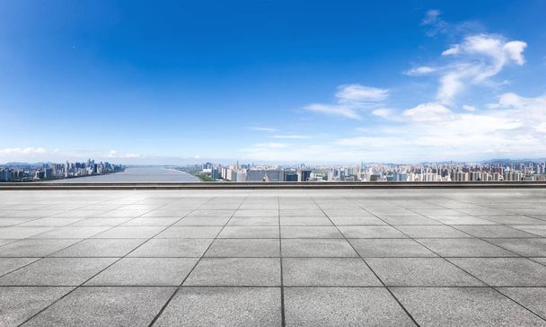 kaupunkikuva ja horisonttiin Hangzhou tyhjästä lattiasta
 - Valokuva, kuva