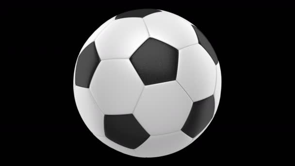 Futbol topu döngü döndürür siyah arka plan üzerine - Video, Çekim
