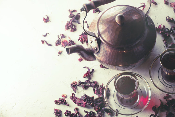 Red Hibiscus tea in turkish style - Photo, Image