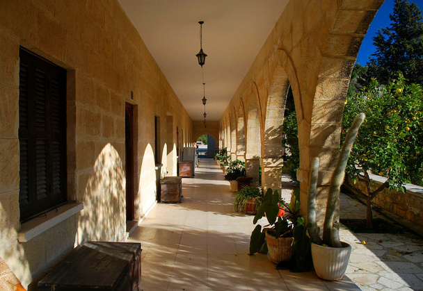 zonnige corridor - Foto, afbeelding