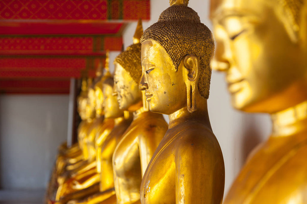 Buddha Statues in Thailand - Фото, изображение