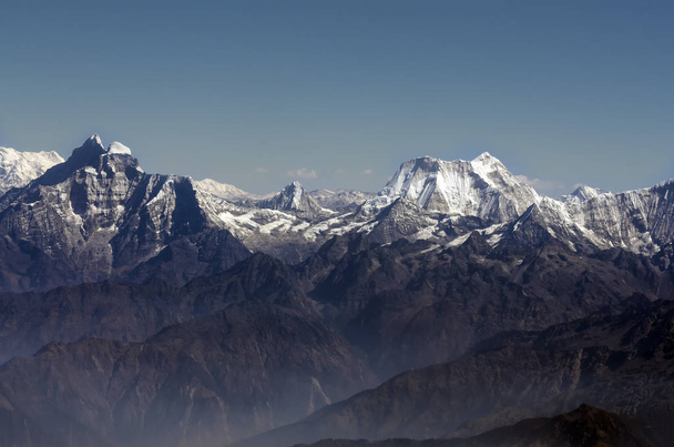 Everest Peak and Himalaya Everest mountain range panorama - Himaláje hory Everest range panorama aerial view - Fotografie, Obrázek